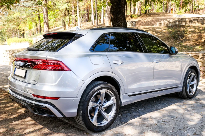 Audi Q8 S-line, снимка 4 - Автомобили и джипове - 52613598