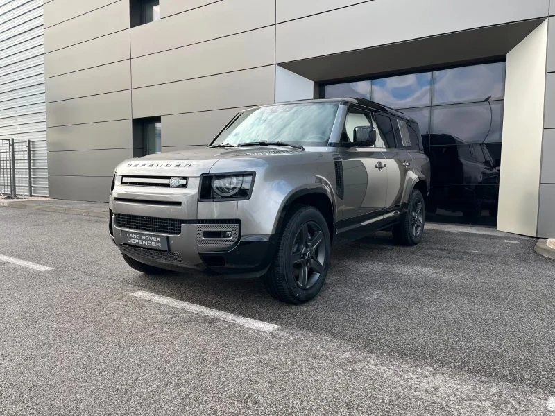 Land Rover Defender 130 D300 X-Dynamic SE 8seats
