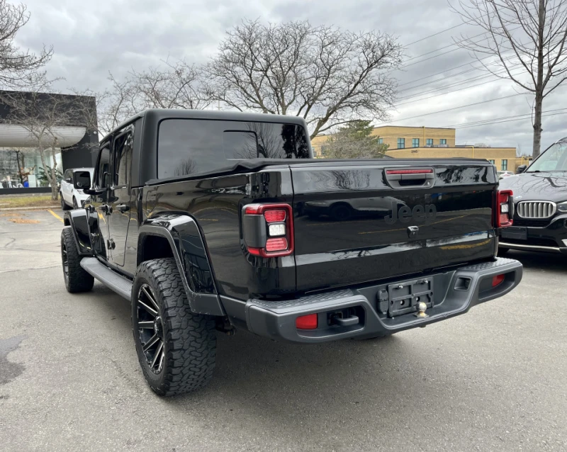 Jeep Gladiator OVERLAND* 4x4* CREW CAB* IMMACULATE CONDITION, снимка 7 - Автомобили и джипове - 53405476