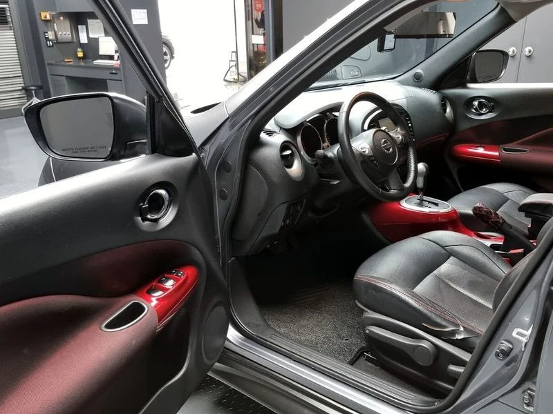 Nissan Juke 1.6 Automatic, снимка 10 - Автомобили и джипове - 56002866
