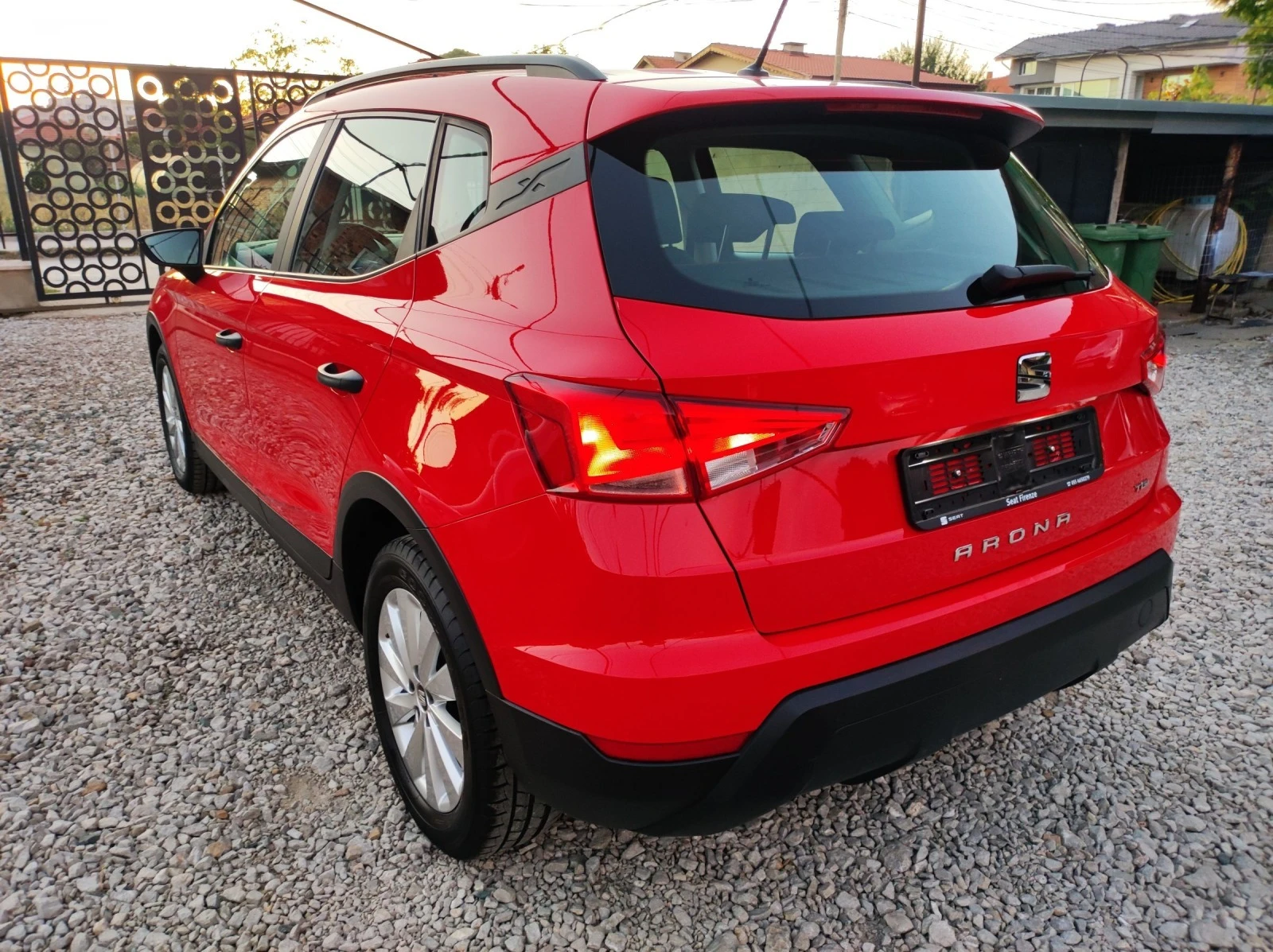 Seat Arona 1.0TGI - изображение 6