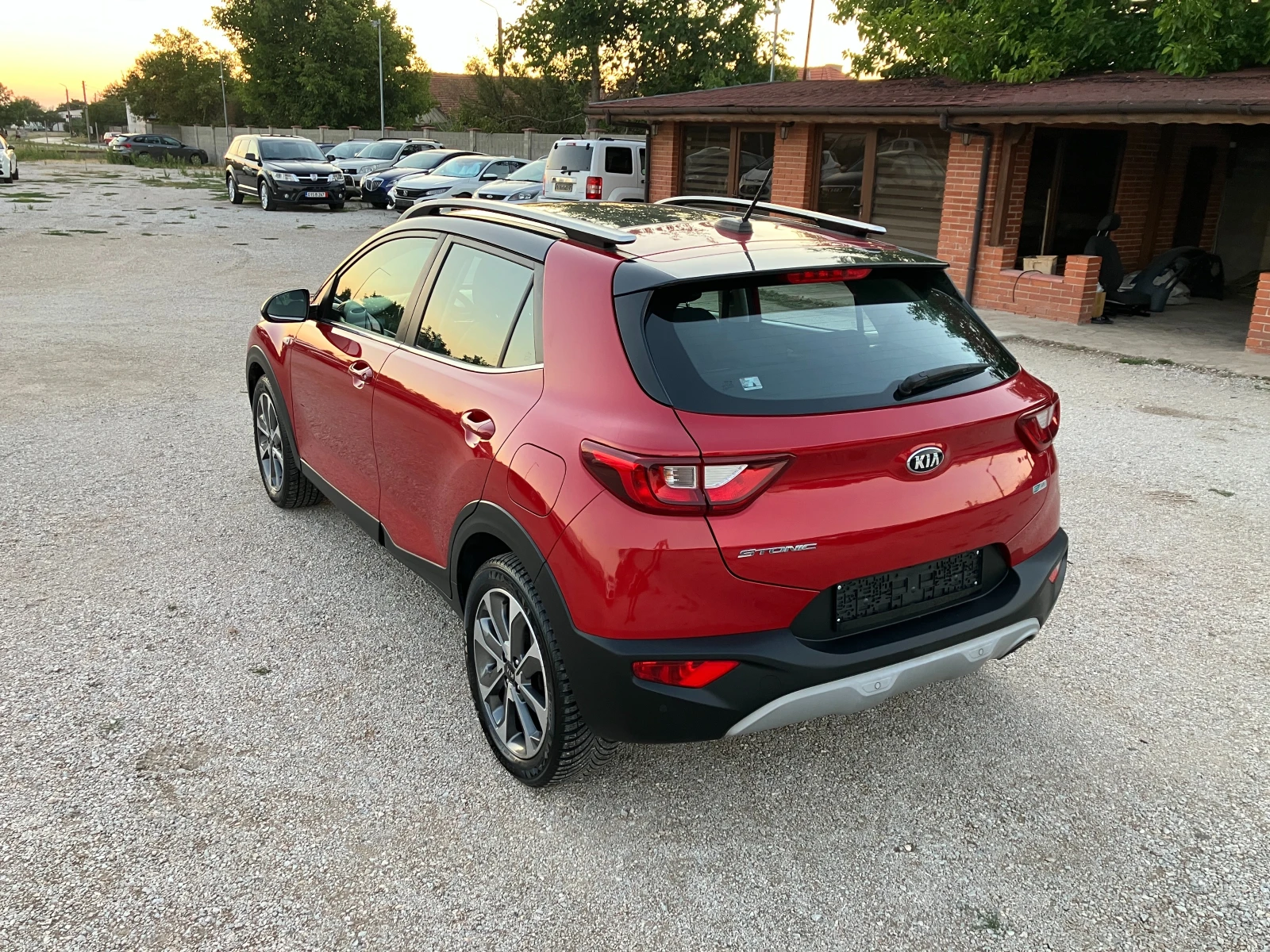 Kia Stonic 1.4-газ инжекцион - изображение 7
