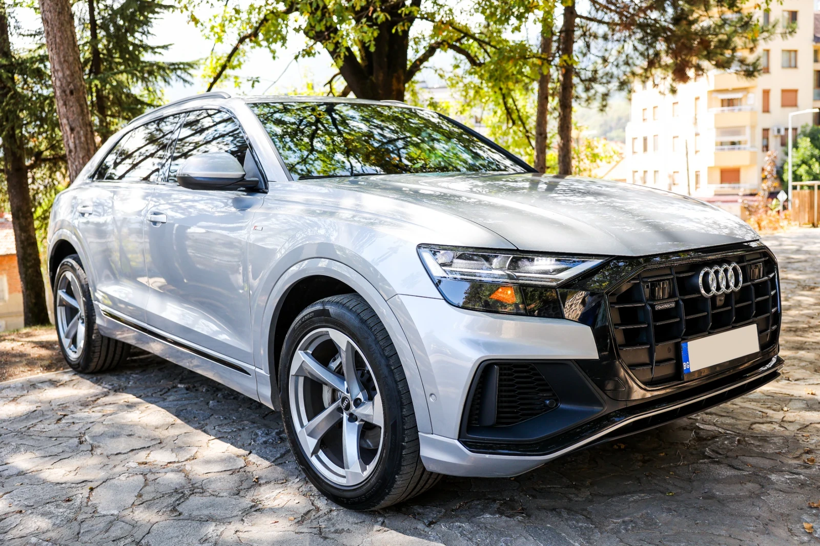 Audi Q8 S-line - изображение 2