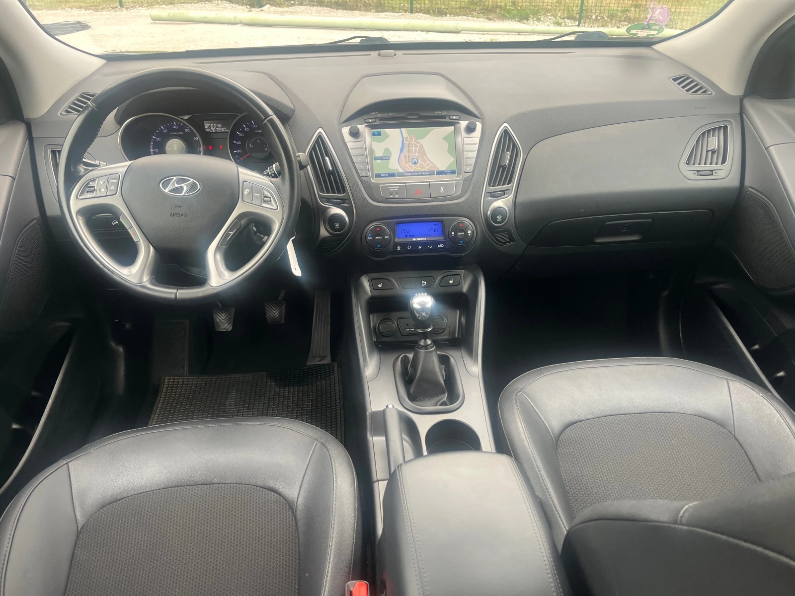 Hyundai IX35 1.6i  - изображение 10