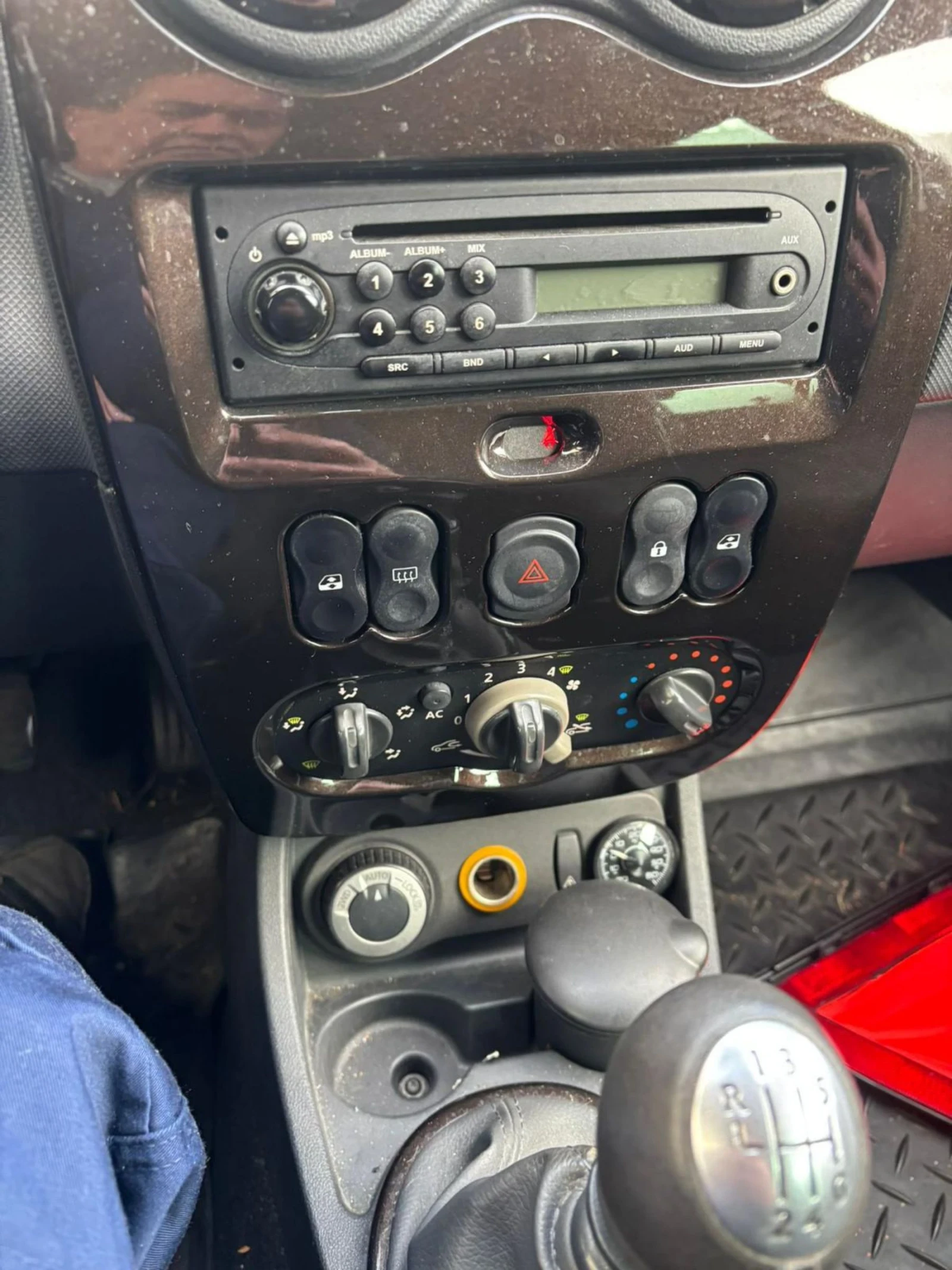 Dacia Duster 1.5dci 4x4 | Mobile.bg   10