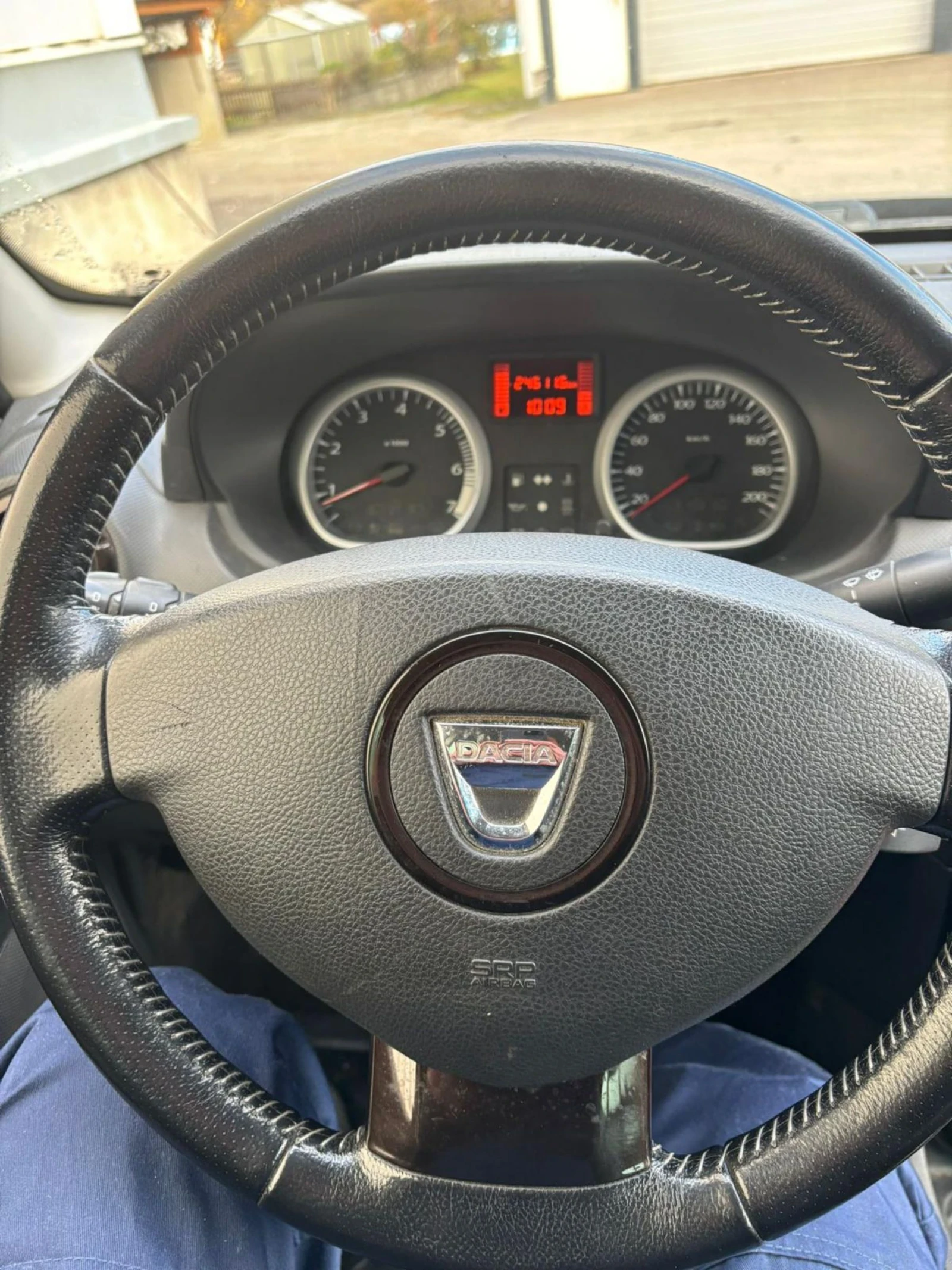 Dacia Duster 1.5dci 4x4 | Mobile.bg   9