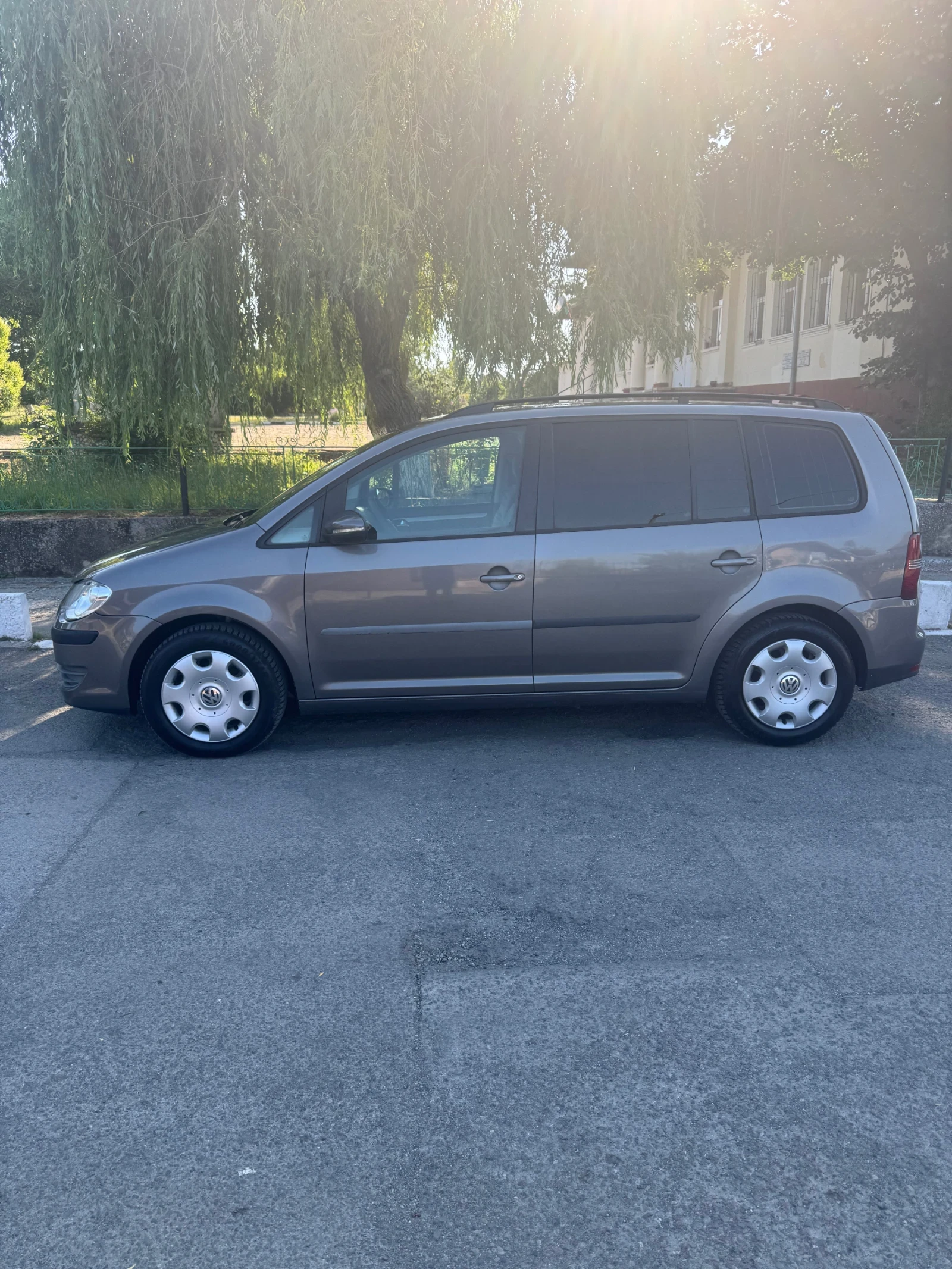 VW Tiguan 2.0TDI - изображение 3