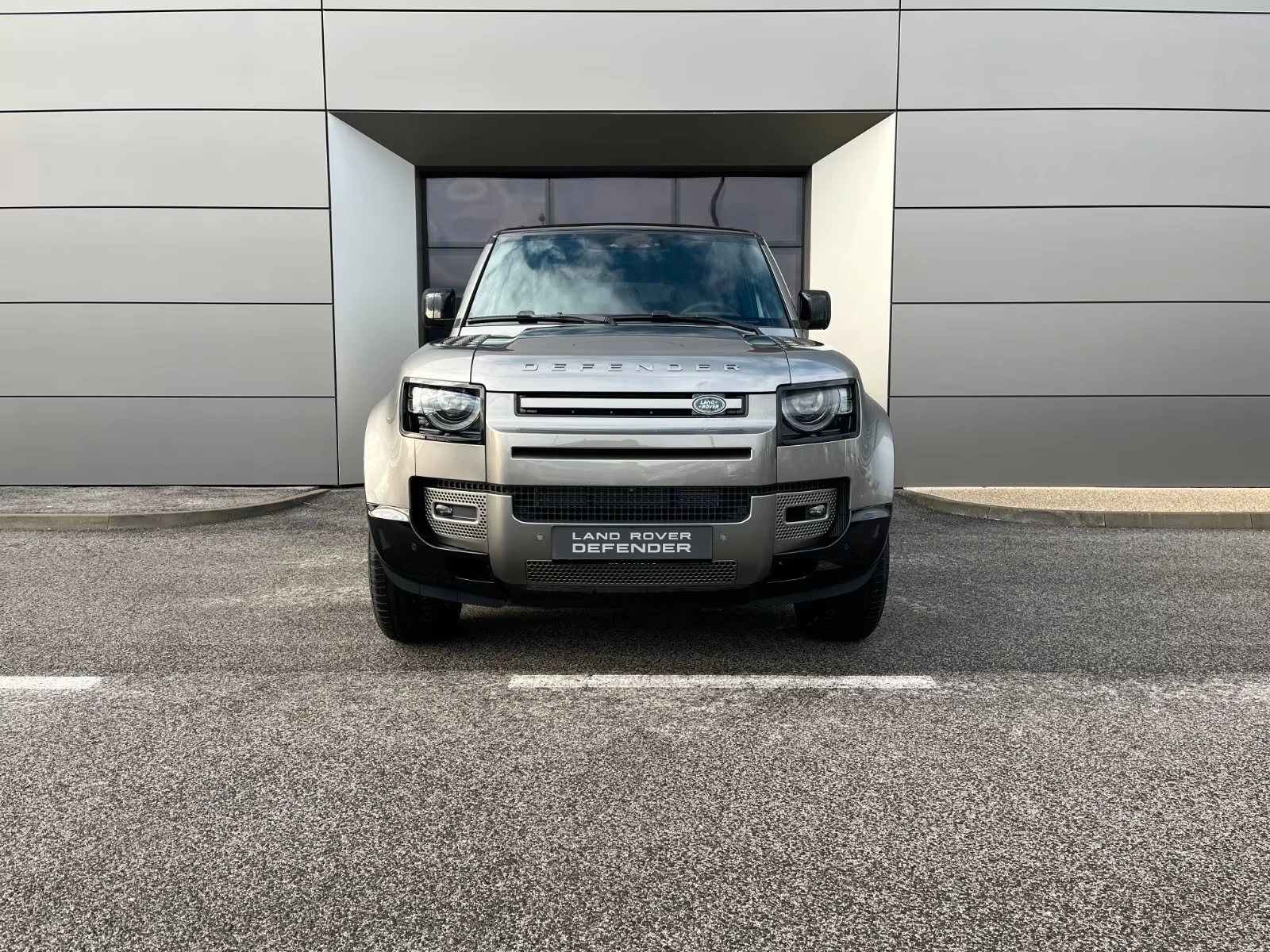 Land Rover Defender 130 D300 X-Dynamic SE 8seats | Mobile.bg � ����������� 9