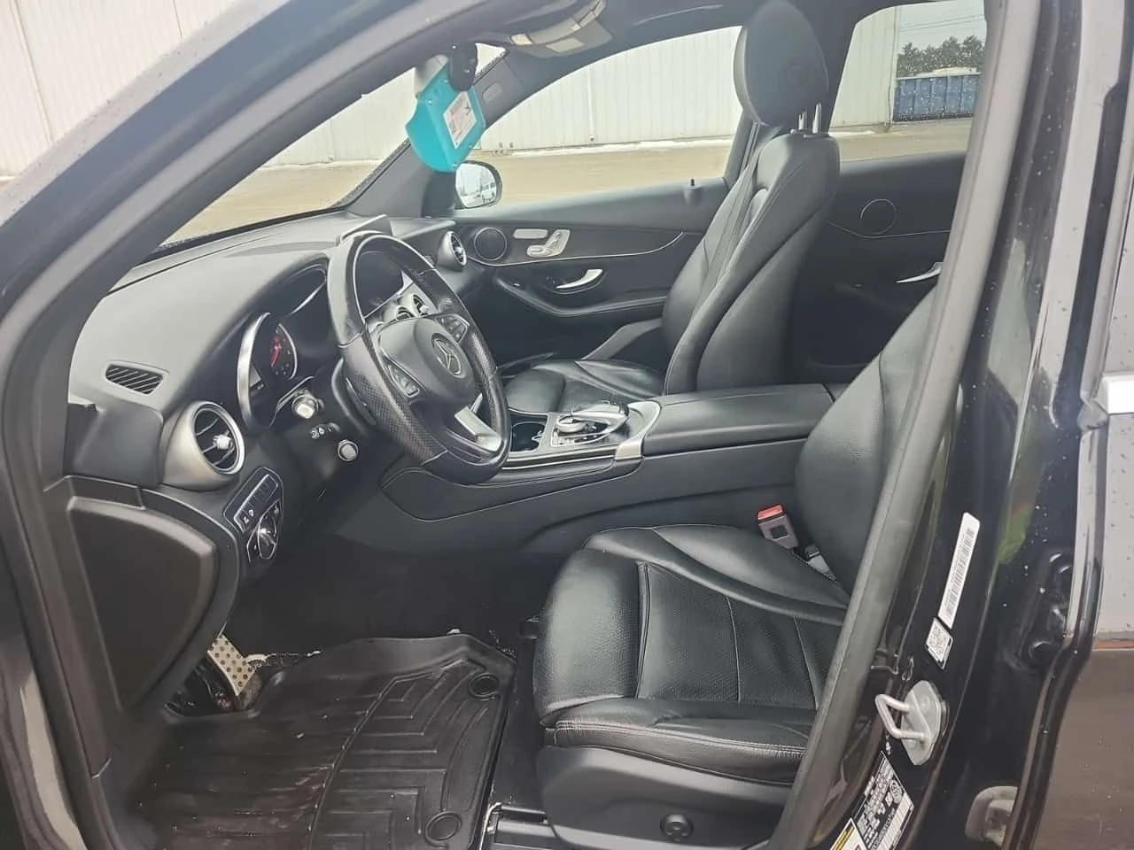 Mercedes-Benz GLC * 300 * CARFAX * ЦЕНА ДО БГ, снимка 11 - Автомобили и джипове - 53749229