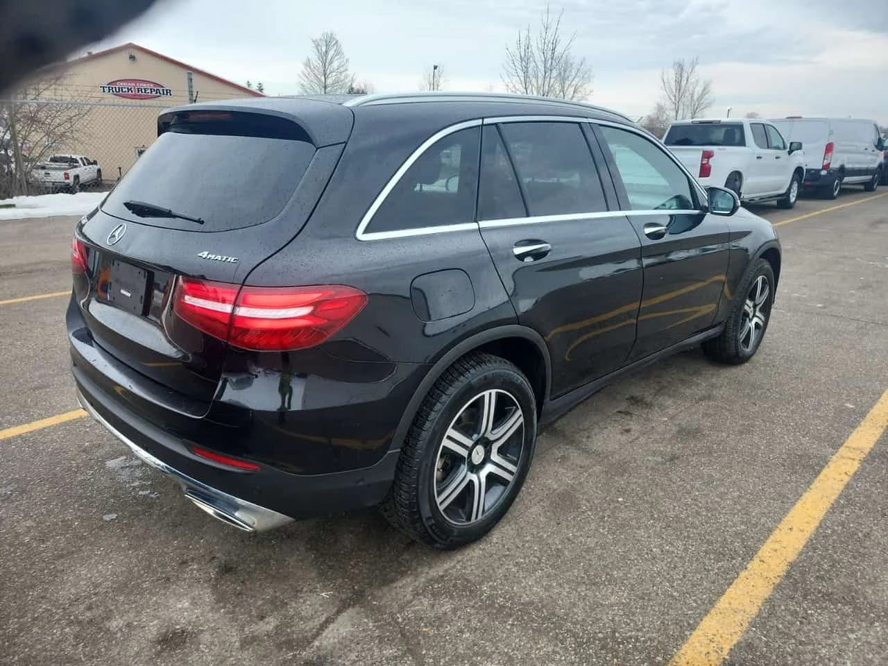 Mercedes-Benz GLC * 300 * CARFAX * ЦЕНА ДО БГ - изображение 2