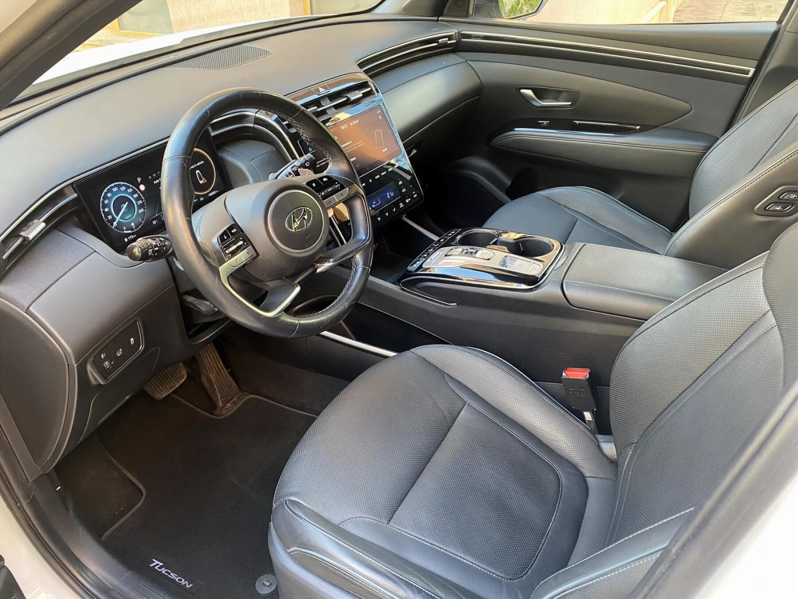 Hyundai Tucson 1.6 T-GDI/ MHEV/ Style/ 4x4/ DCT, снимка 10 - Автомобили и джипове - 54023358