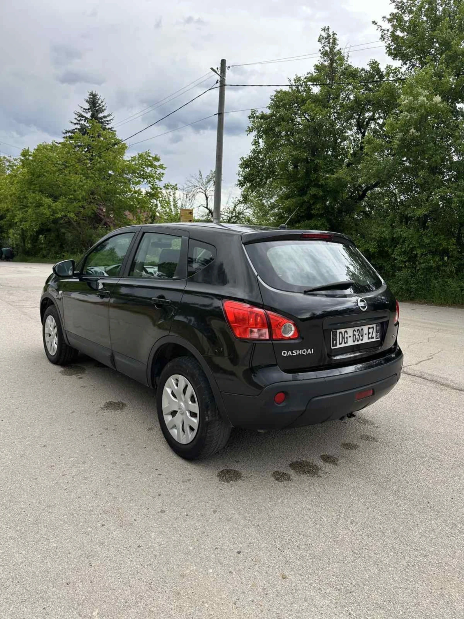 Nissan Qashqai 1.5dci, снимка 6 - Автомобили и джипове - 54560014