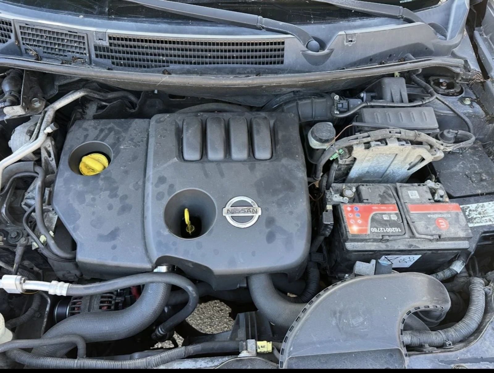 Nissan Qashqai 1.5dci, снимка 17 - Автомобили и джипове - 54560014