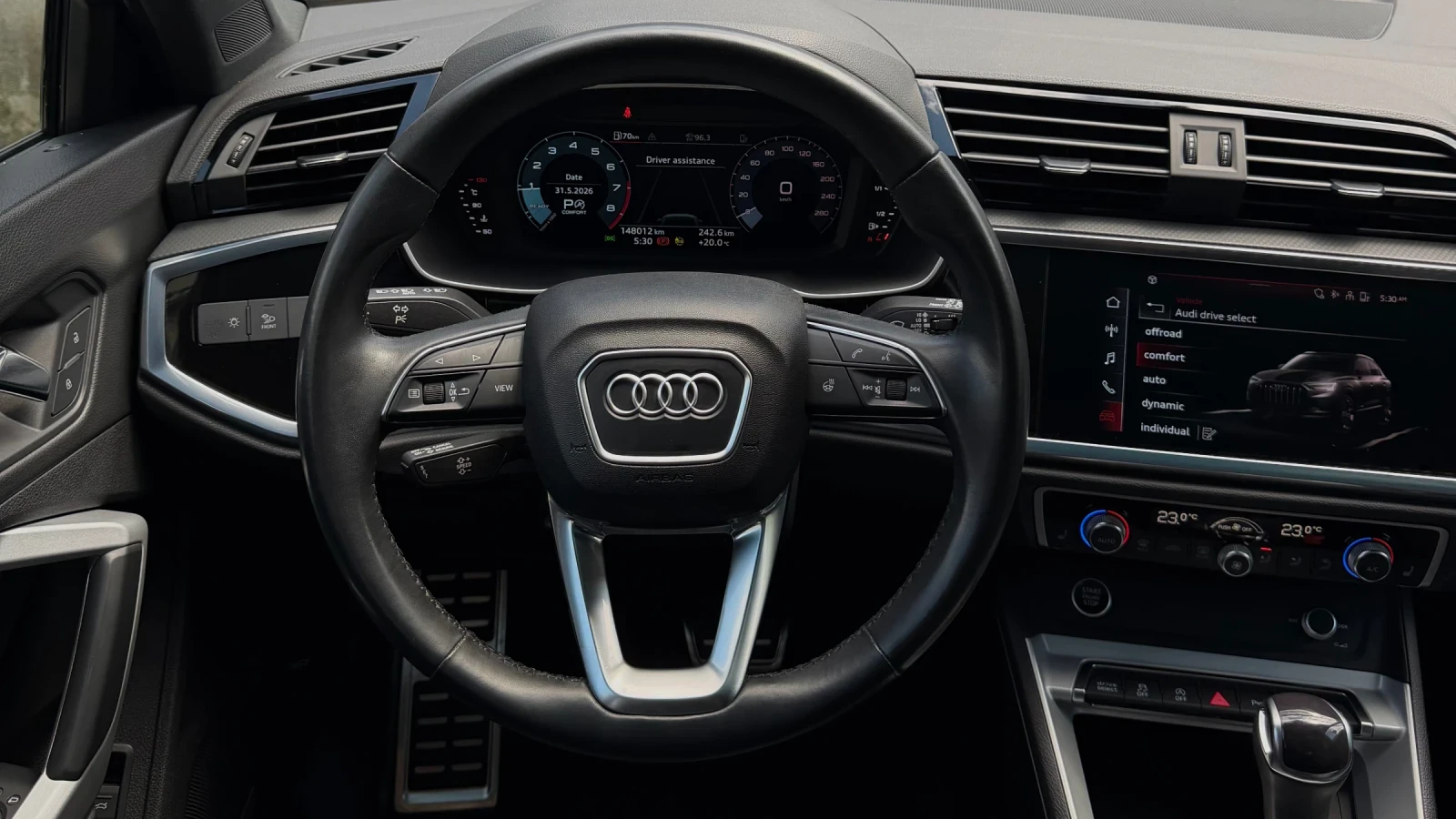 Audi Q3 45 TFSI QUATTRO FULL LED BLACK OPTIC , снимка 12 - Автомобили и джипове - 55076371