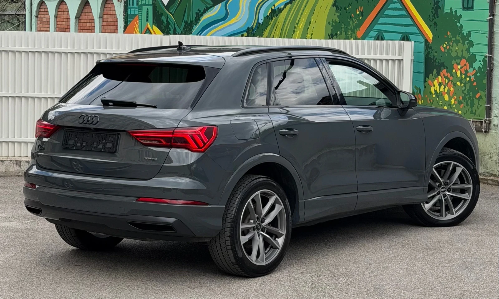 Audi Q3 45 TFSI QUATTRO FULL LED BLACK OPTIC , снимка 4 - Автомобили и джипове - 55427751