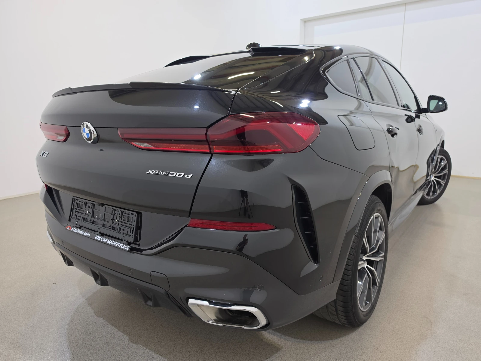 BMW X6 3.0d xDrive M-Sport Aut. LED-Xenon LC-Pro, снимка 5 - Автомобили и джипове - 55135989