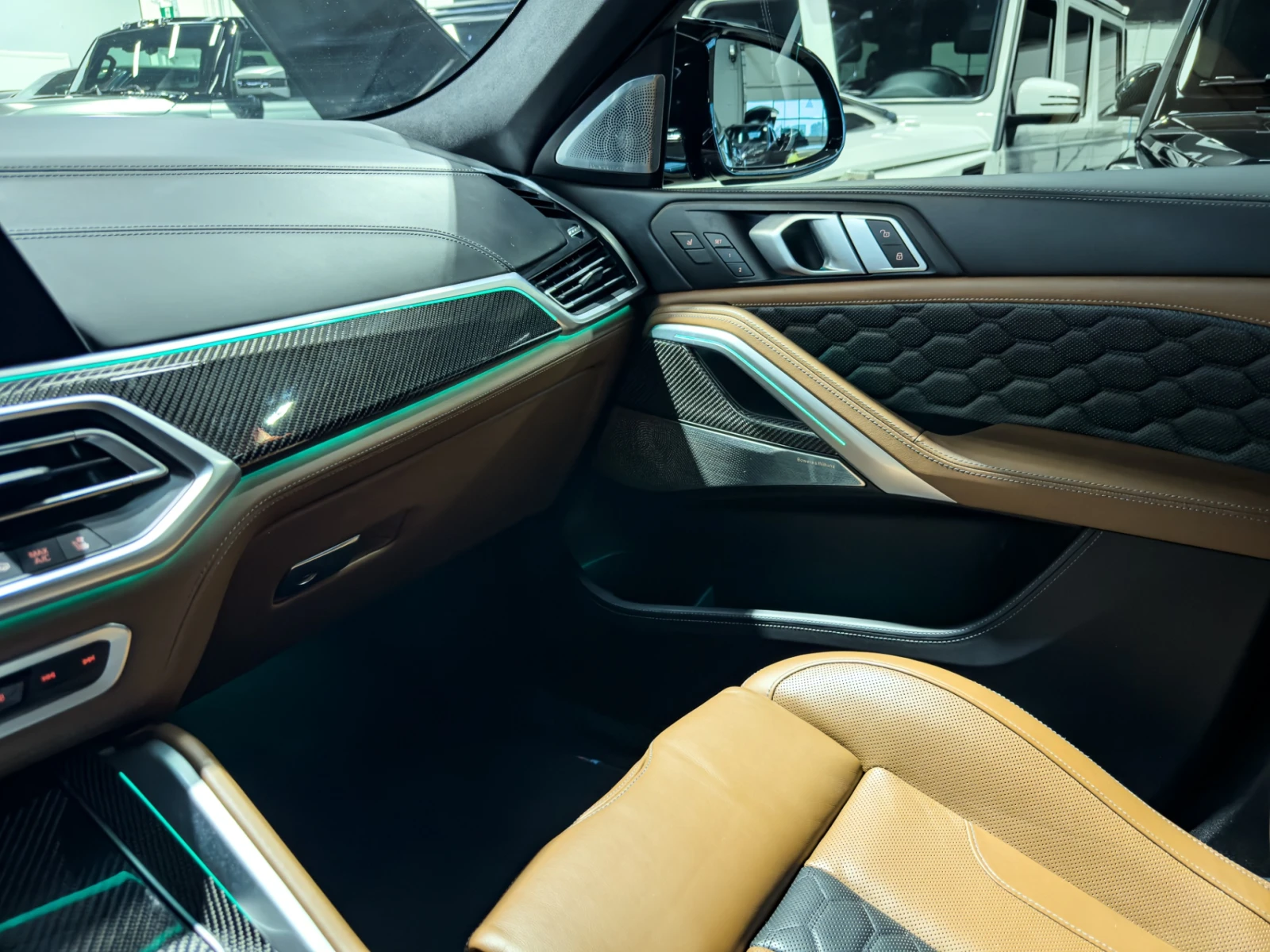 BMW X6 LASER/NIGHT VISION/BOWERS/MAXTON/ULTIMATE PACKAGE, снимка 15 - Автомобили и джипове - 55346586