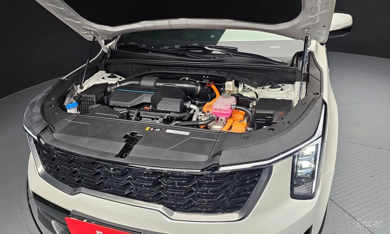 Kia Sorento 1.6* HYBRID* NOBLESSE* ПОДГРЕВ* ОБДУХВАНЕ* LANE* A, снимка 17 - Автомобили и джипове - 55433368