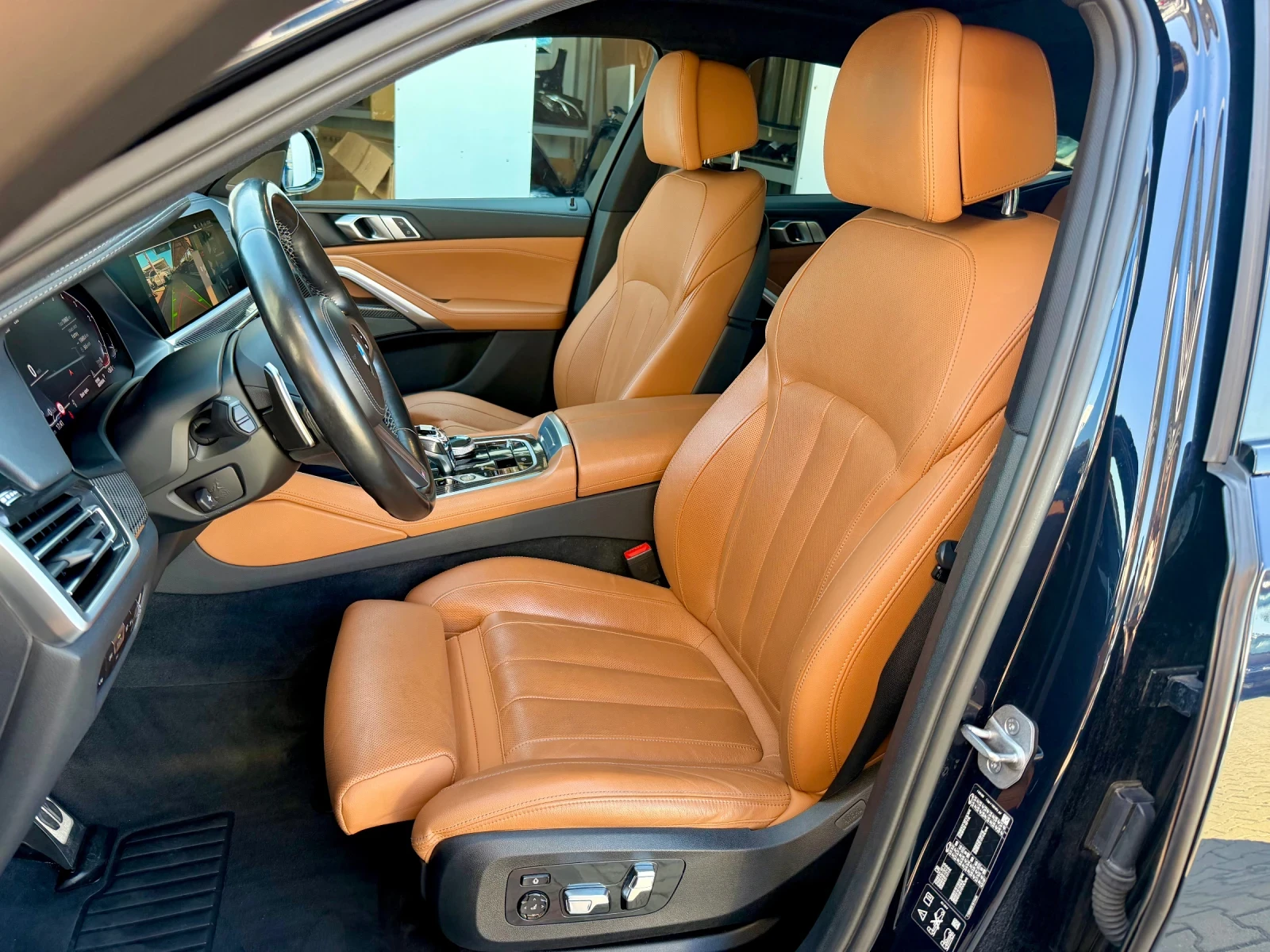 BMW X6 4.0d#LASER#MAGICSKY#ОБДУХ#CARBON#AIRMAT, снимка 13 - Автомобили и джипове - 55494724