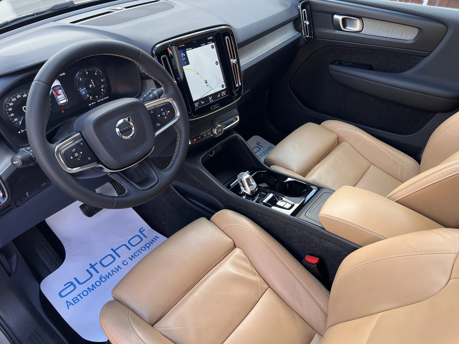 Volvo XC40 INSCRIPTION/2.0D4/190k.c./AT8/4х4, снимка 7 - Автомобили и джипове - 55824122