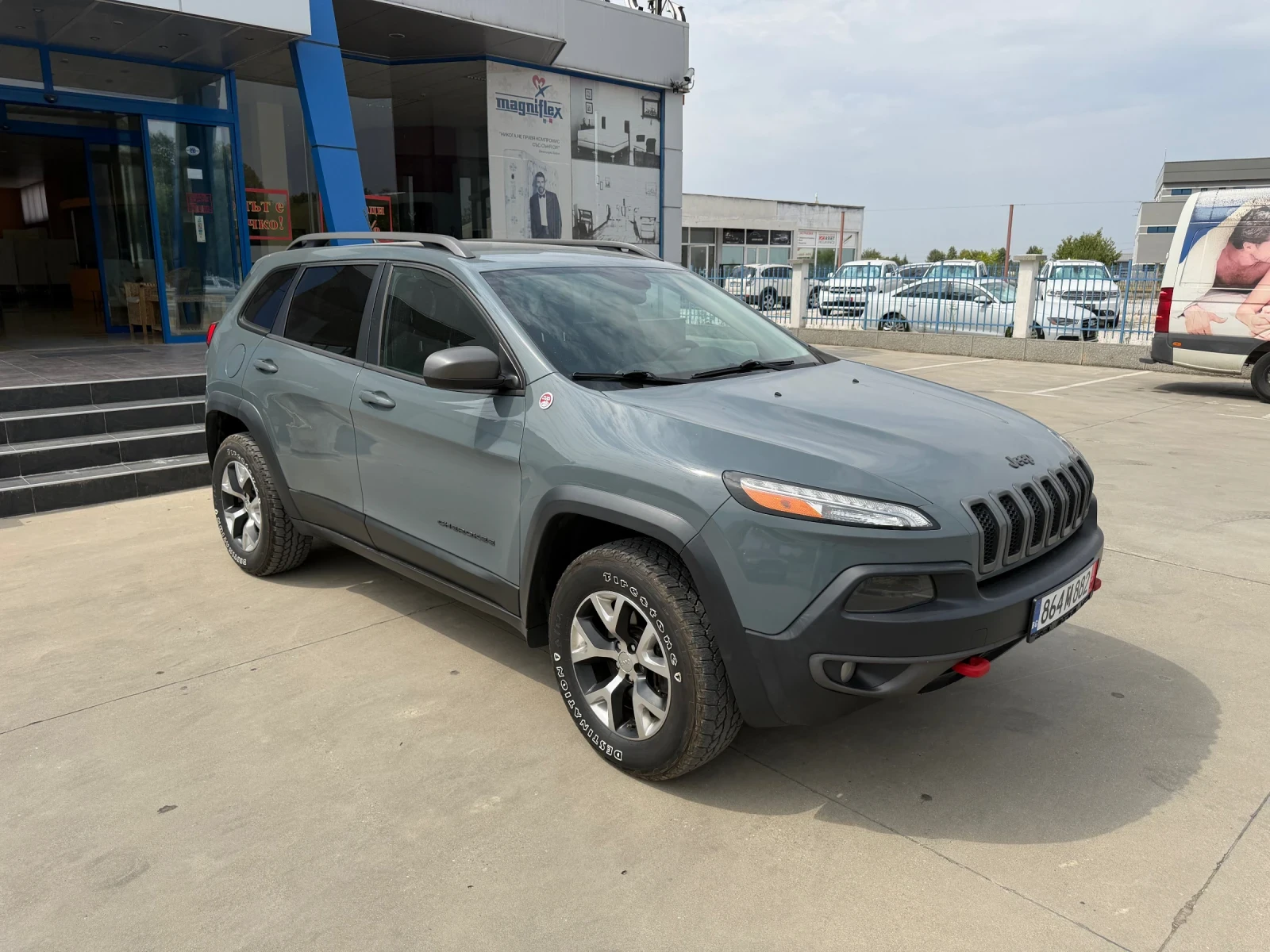 Jeep Cherokee Trailwalk, снимка 2 - Автомобили и джипове - 56087007