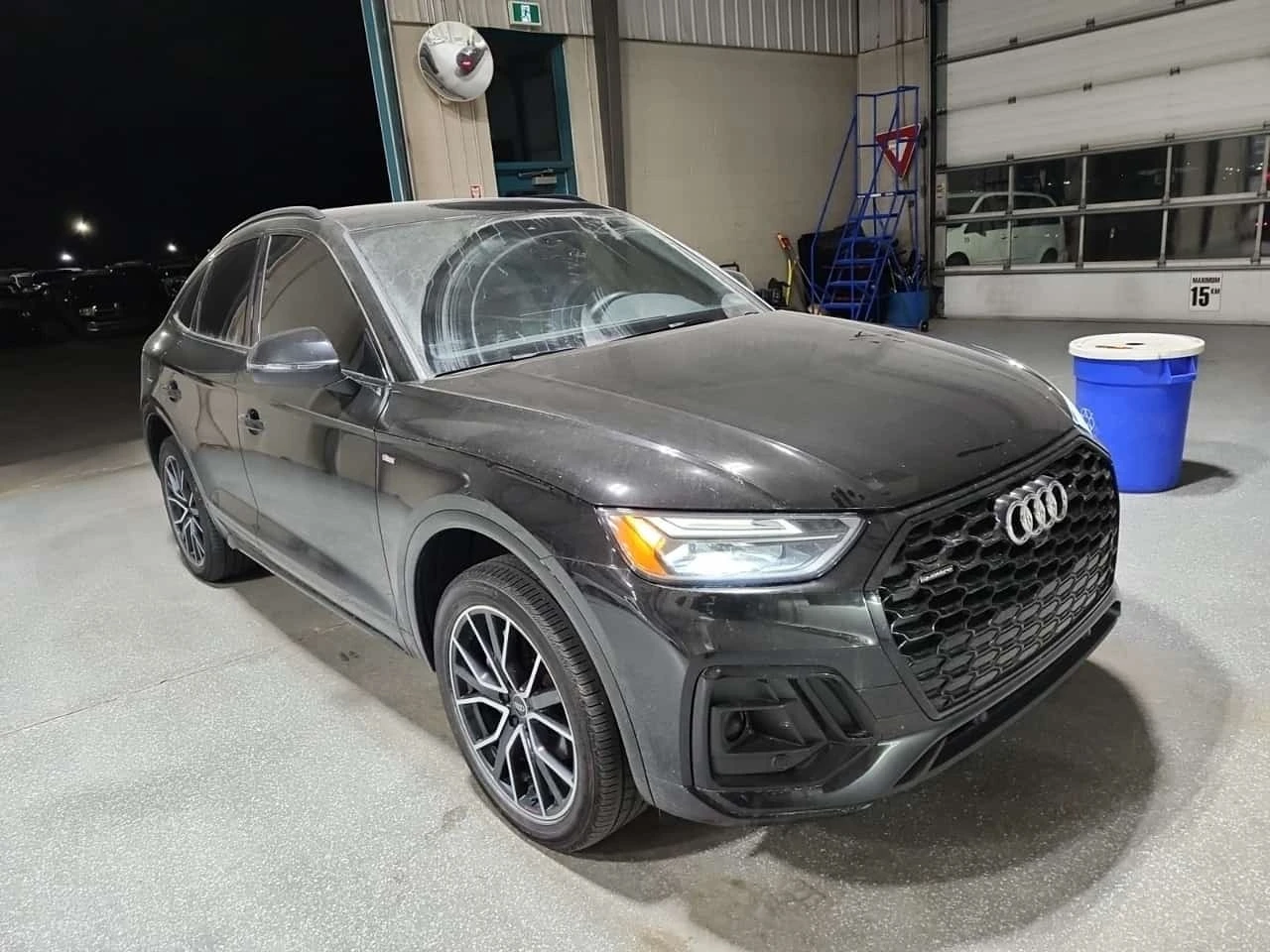 Audi Q5 * PROGRESSIV * CARFAX * , снимка 2 - Автомобили и джипове - 56656353