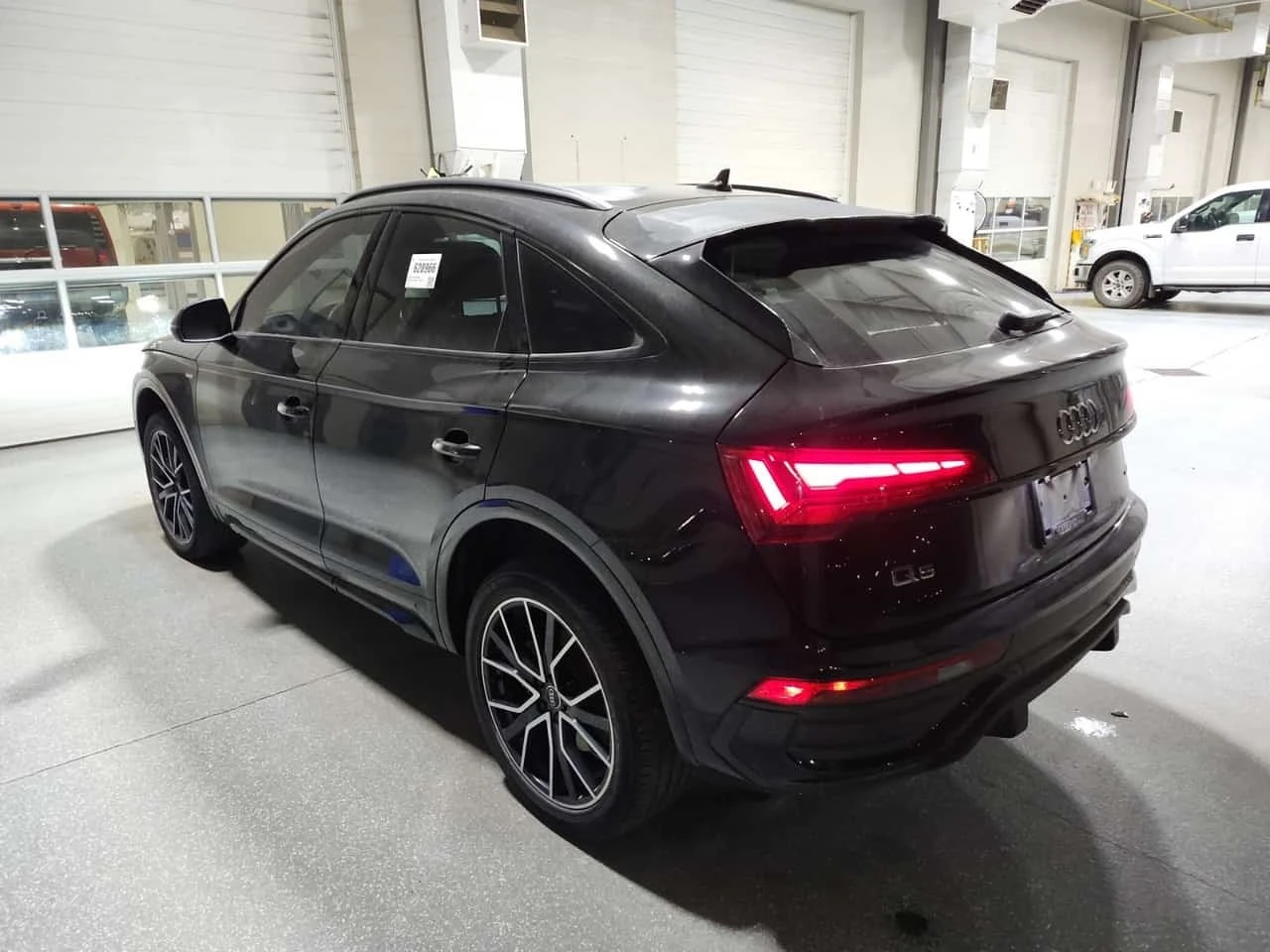 Audi Q5 * PROGRESSIV * CARFAX * , снимка 4 - Автомобили и джипове - 56656353