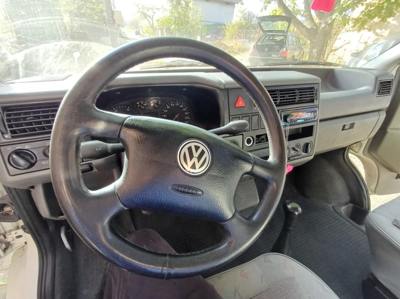 VW Transporter 1.9td, снимка 13 - Бусове и автобуси - 49579703