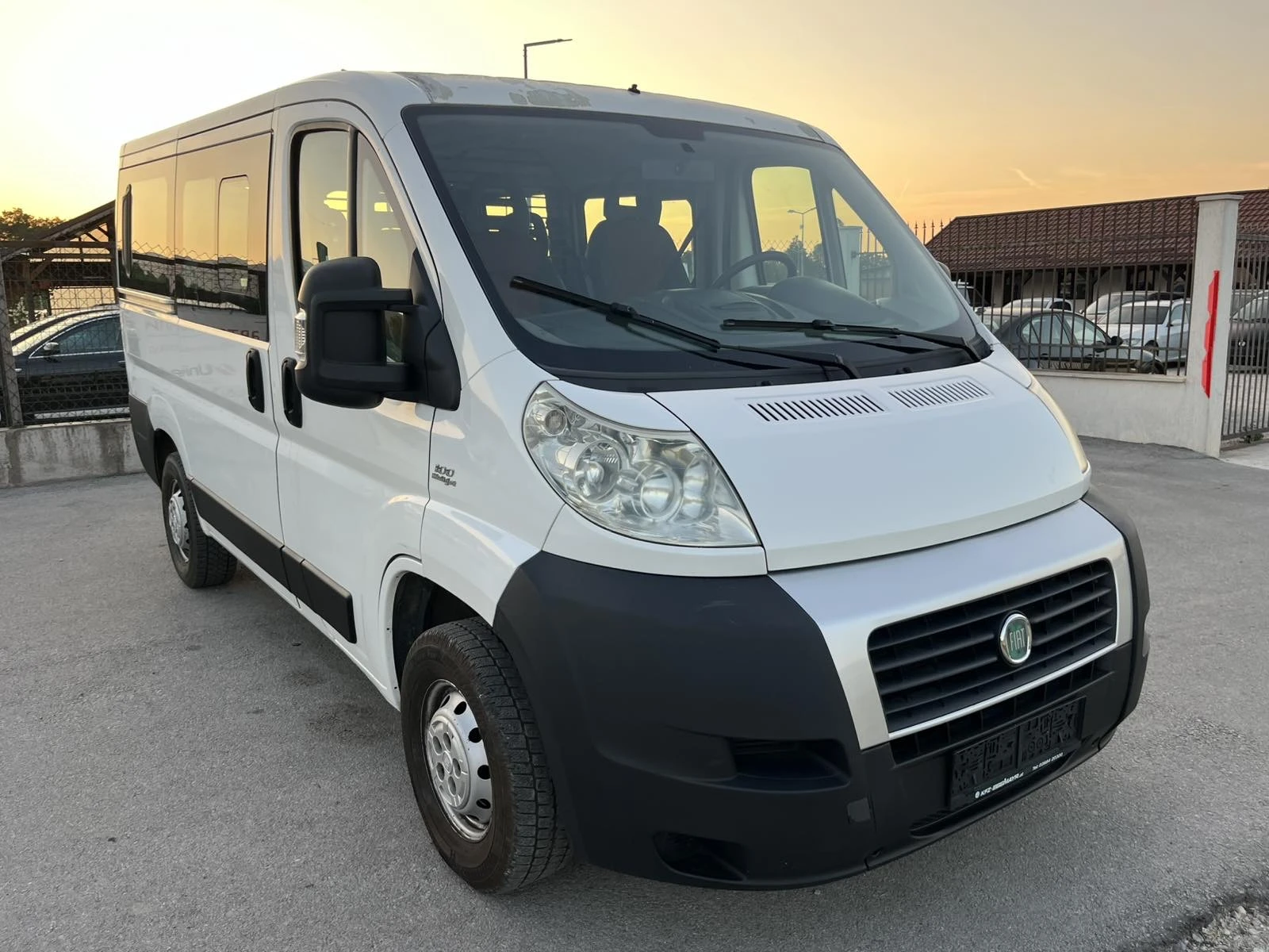 Fiat Ducato 2.2JTD 101кс КЛИМАТИК 6 МЕСТА ВНОС ИТАЛИЯ - изображение 3