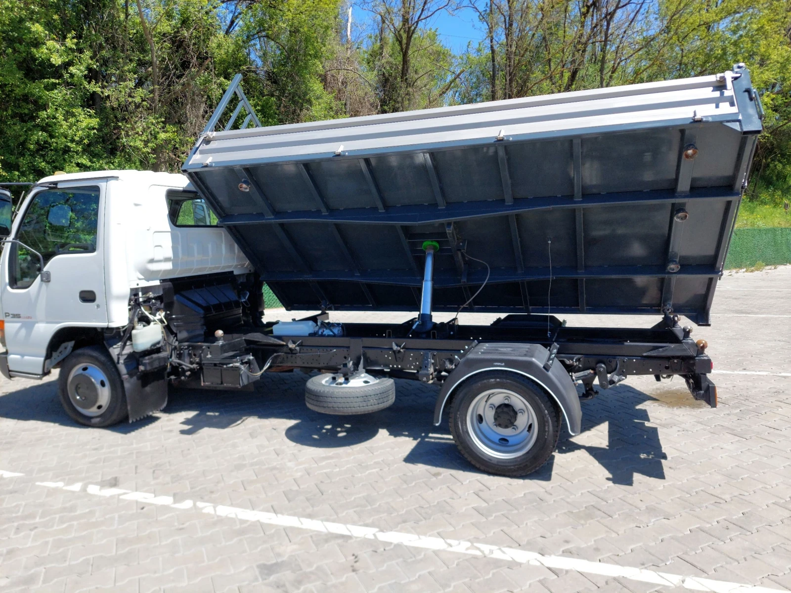 Isuzu Npr 2.8TDI Тристранен самосвал , снимка 13 - Камиони - 54341340