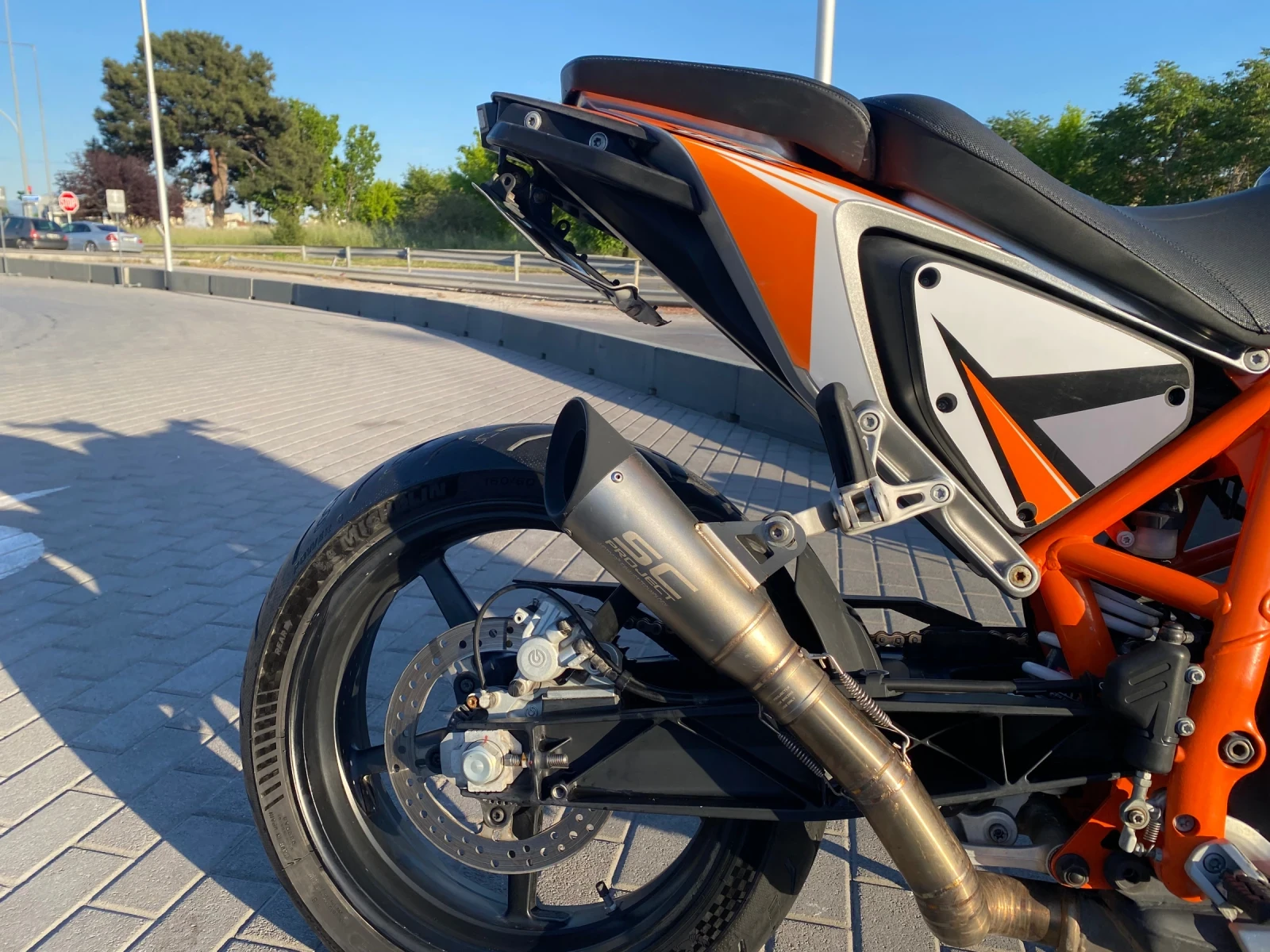 Ktm Duke 690, снимка 2 - Мотоциклети и мототехника - 54660459