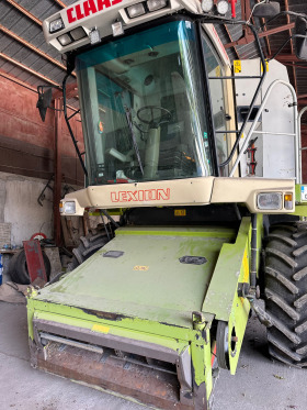 Комбайн Claas 460, снимка 2