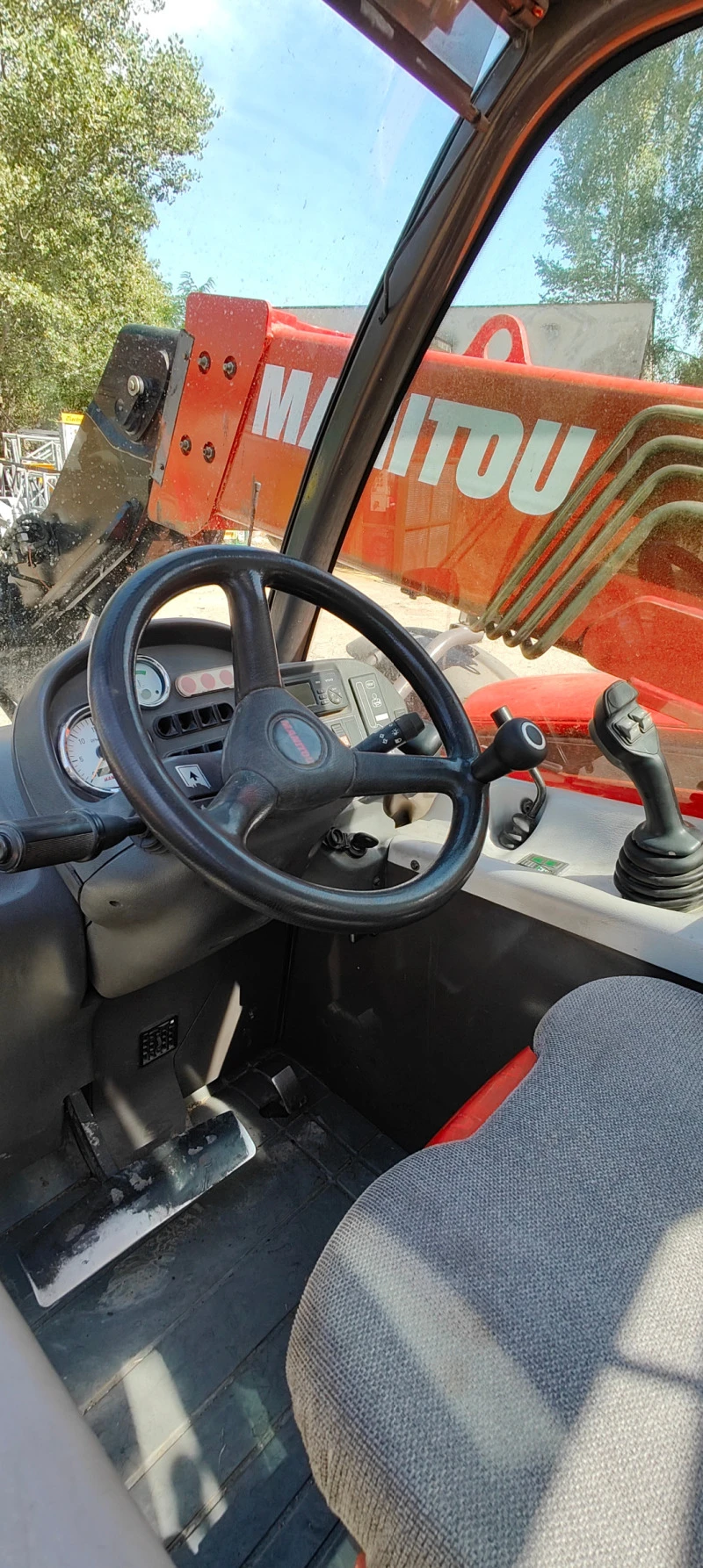 Телескопични товарачи Manitou MLT634 120LSU, снимка 10 - Индустриална техника - 47907888