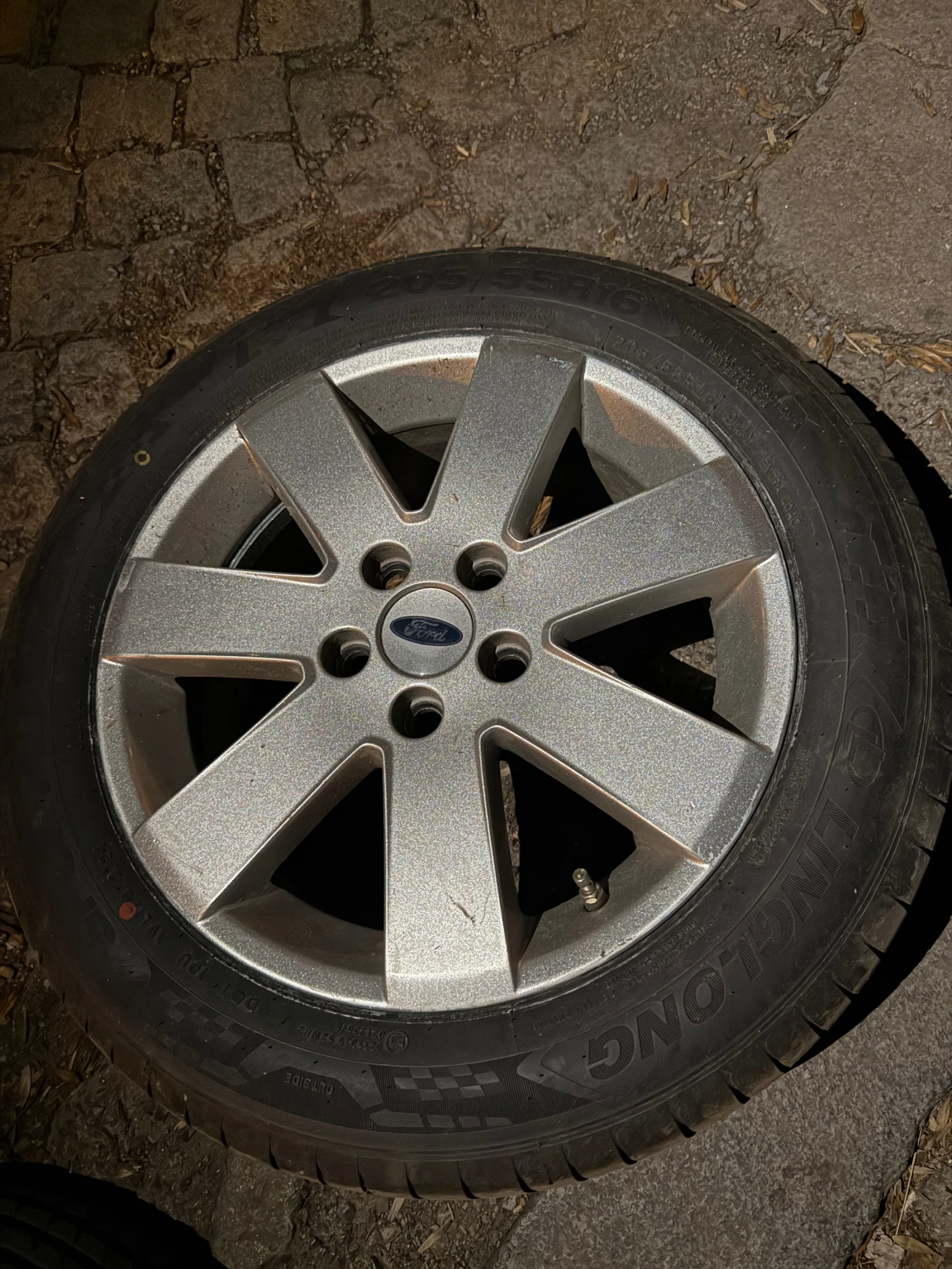Гуми с джанти Други 205/55R16, снимка 2 - Гуми и джанти - 55265200