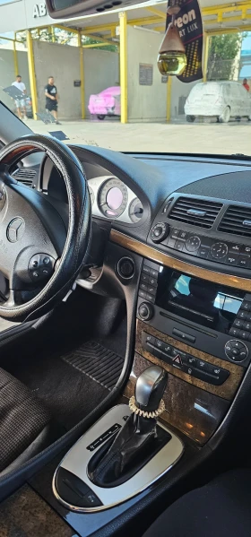 Mercedes-Benz 320, снимка 7