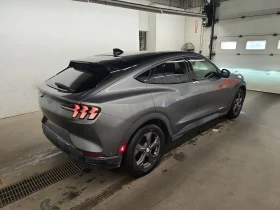 Ford Mustang Mach-E SELECT, снимка 3