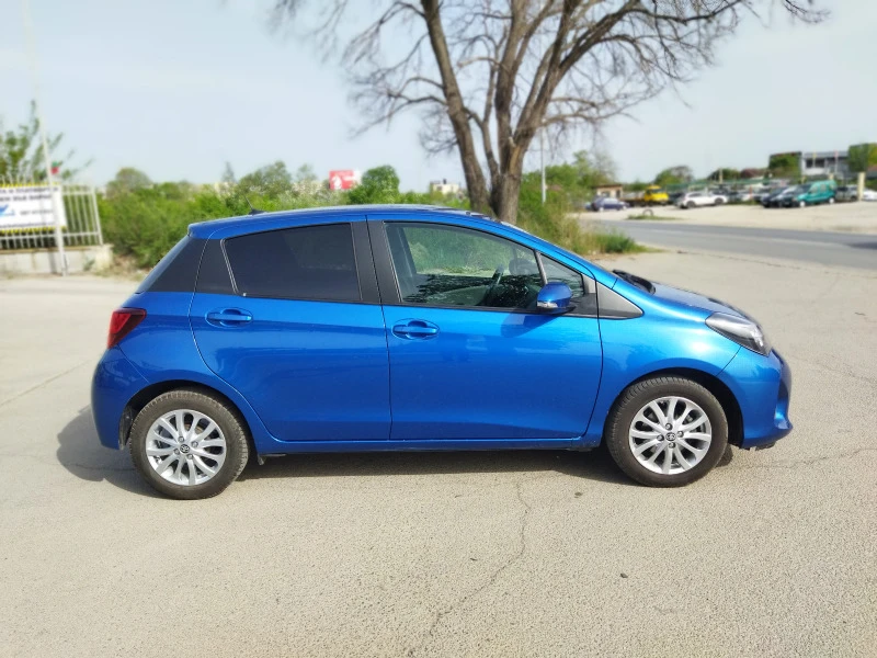 Toyota Yaris 1.33i Автоматик Швейцария, снимка 4 - Автомобили и джипове - 45335331