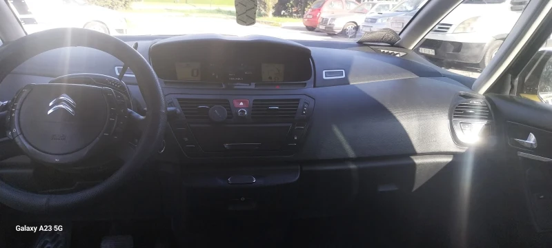 Citroen C4 Picasso, снимка 8 - Автомобили и джипове - 47332105