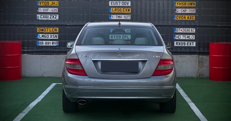 Mercedes-Benz C 220 CDi Avantgarde Отлично състояние, снимка 5 - Автомобили и джипове - 47668571