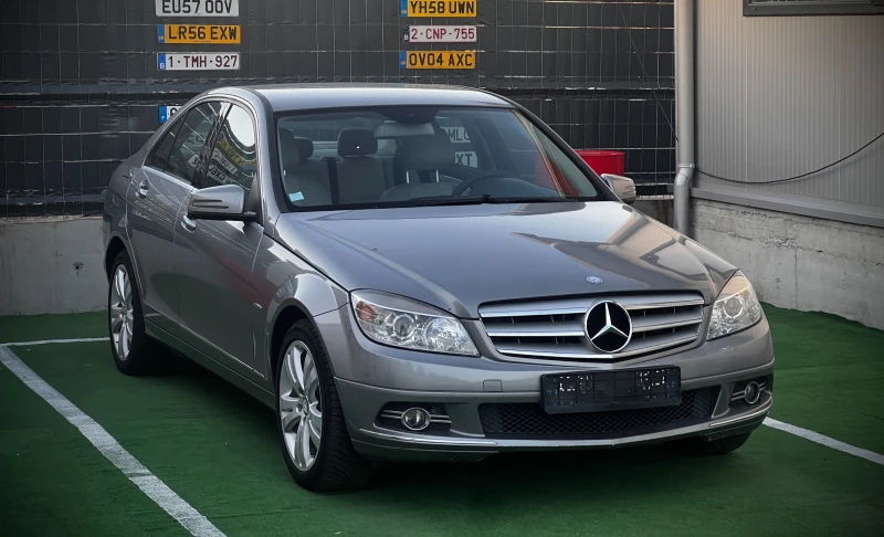 Mercedes-Benz C 220 CDi Avantgarde Отлично състояние, снимка 3 - Автомобили и джипове - 47668571