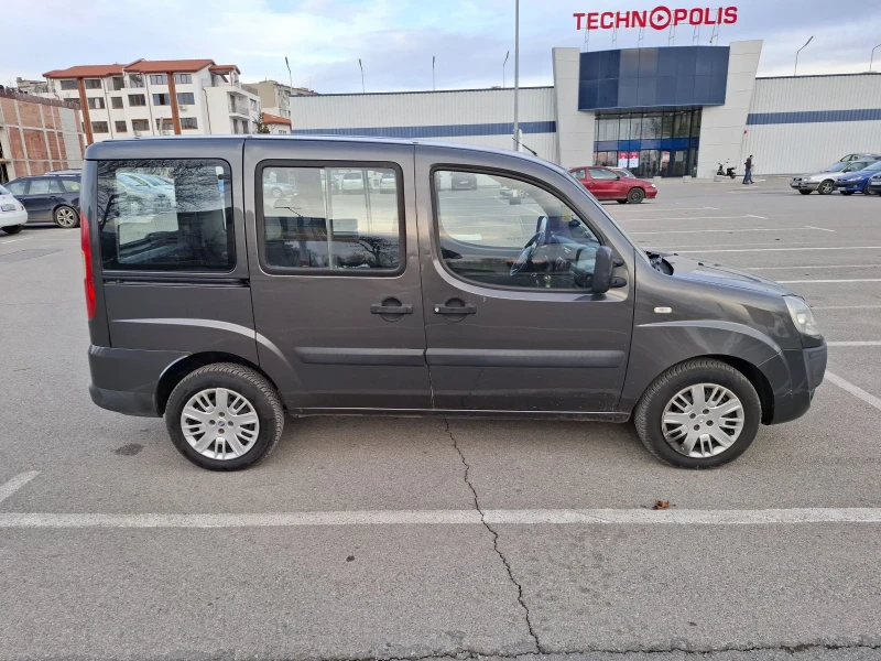 Fiat Doblo 1.9мултиджет, снимка 4 - Автомобили и джипове - 49560403