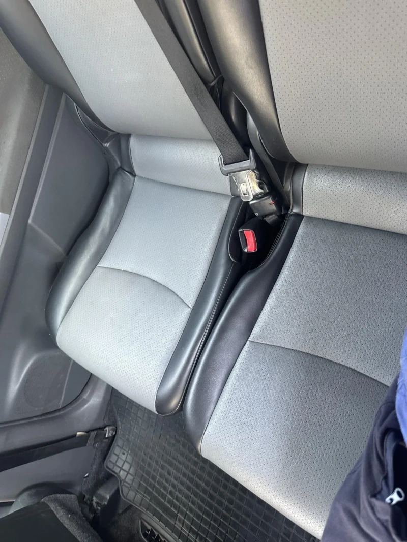 Toyota Prius + , снимка 5 - Автомобили и джипове - 51190762