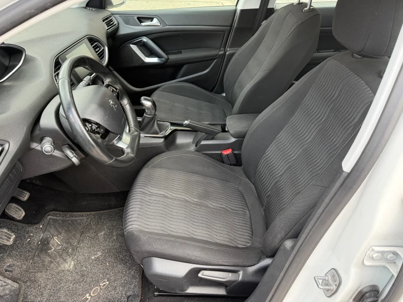 Peugeot 308 1.6 HDI NAVI LED EURO 5, снимка 9 - Автомобили и джипове - 52384415