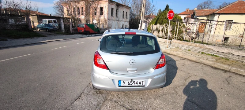 Opel Corsa, снимка 2 - Автомобили и джипове - 52639525