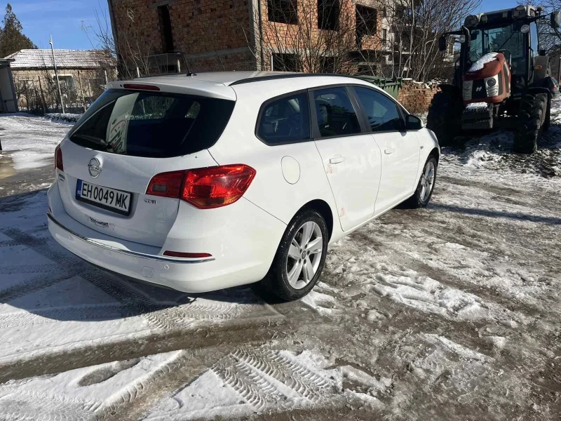 Opel Astra, снимка 7 - Автомобили и джипове - 53045919