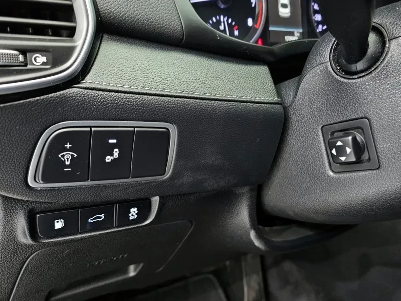 Hyundai Grandeur 3.0 Exclusive, снимка 14 - Автомобили и джипове - 53336484