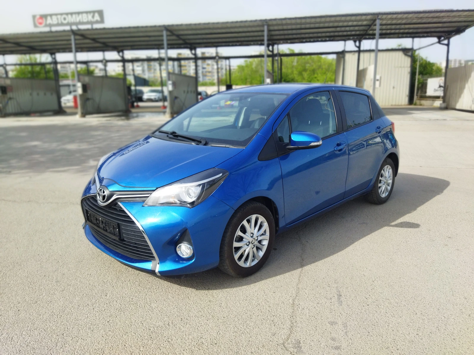 Toyota Yaris 1.33i Автоматик Швейцария - изображение 2