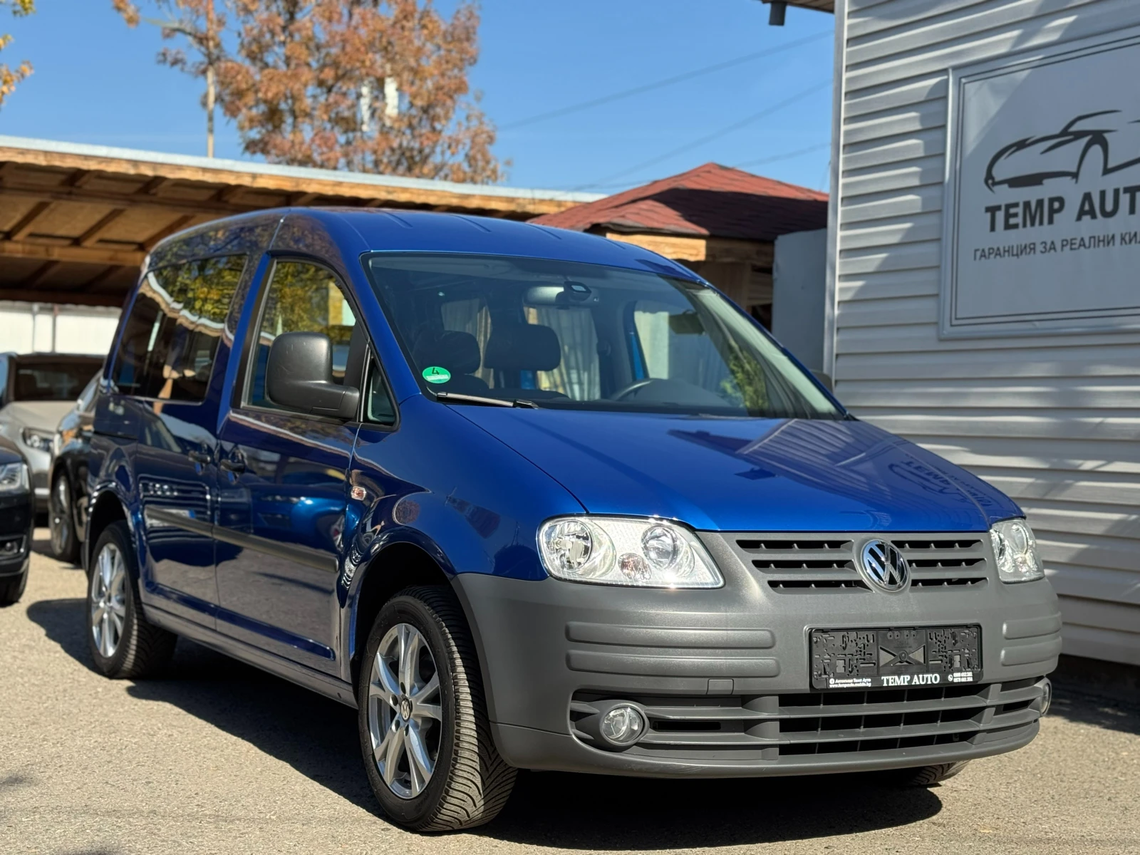 VW Caddy 2.0i EcoFuel* СЕРВИЗНА КНИЖКА С ПЪЛНА ИСТОРИЯ В VW - изображение 3