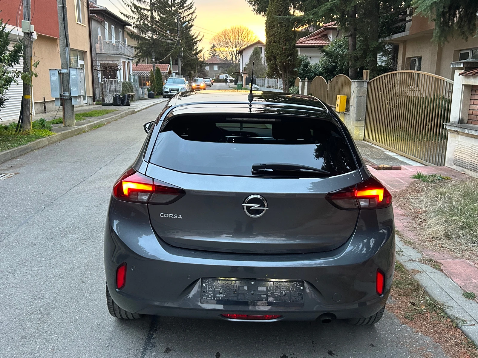 Opel Corsa 1, 2i FUUI LED SPORT - изображение 5