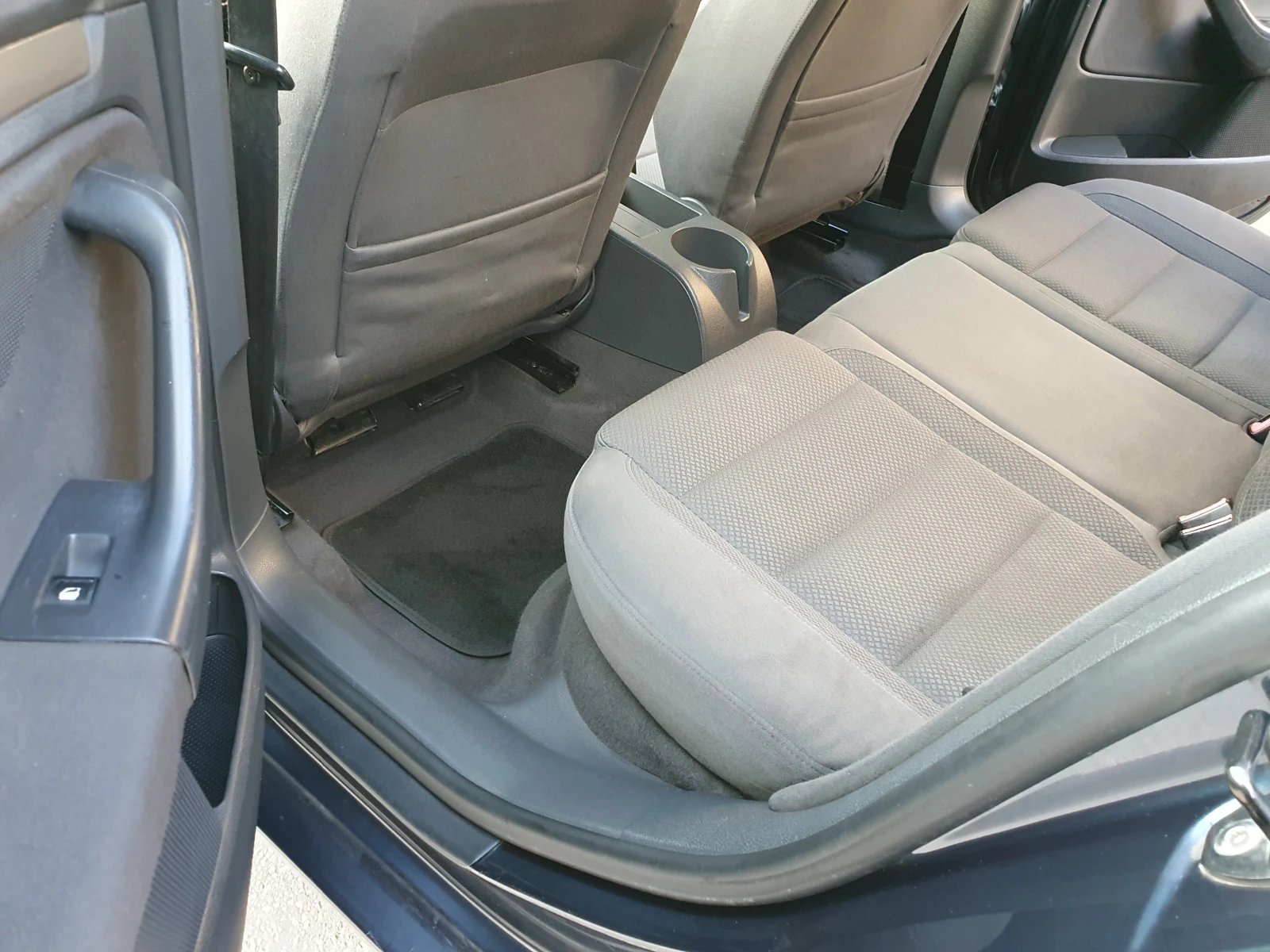 VW Golf 2.0TDI 6skorosti | Mobile.bg — изображение 15